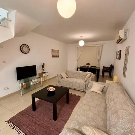 Harmony House Vacation At Elysia Park Пафос