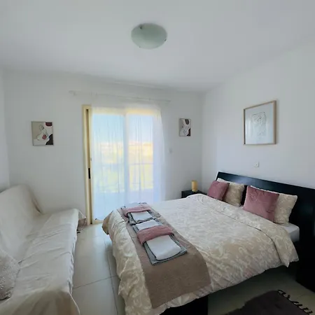 Harmony House Vacation At Elysia Park Пафос
