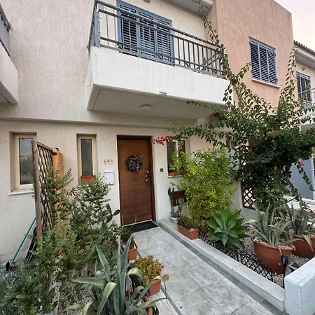 דירה Harmony House Vacation At Elysia Park פאפוס
